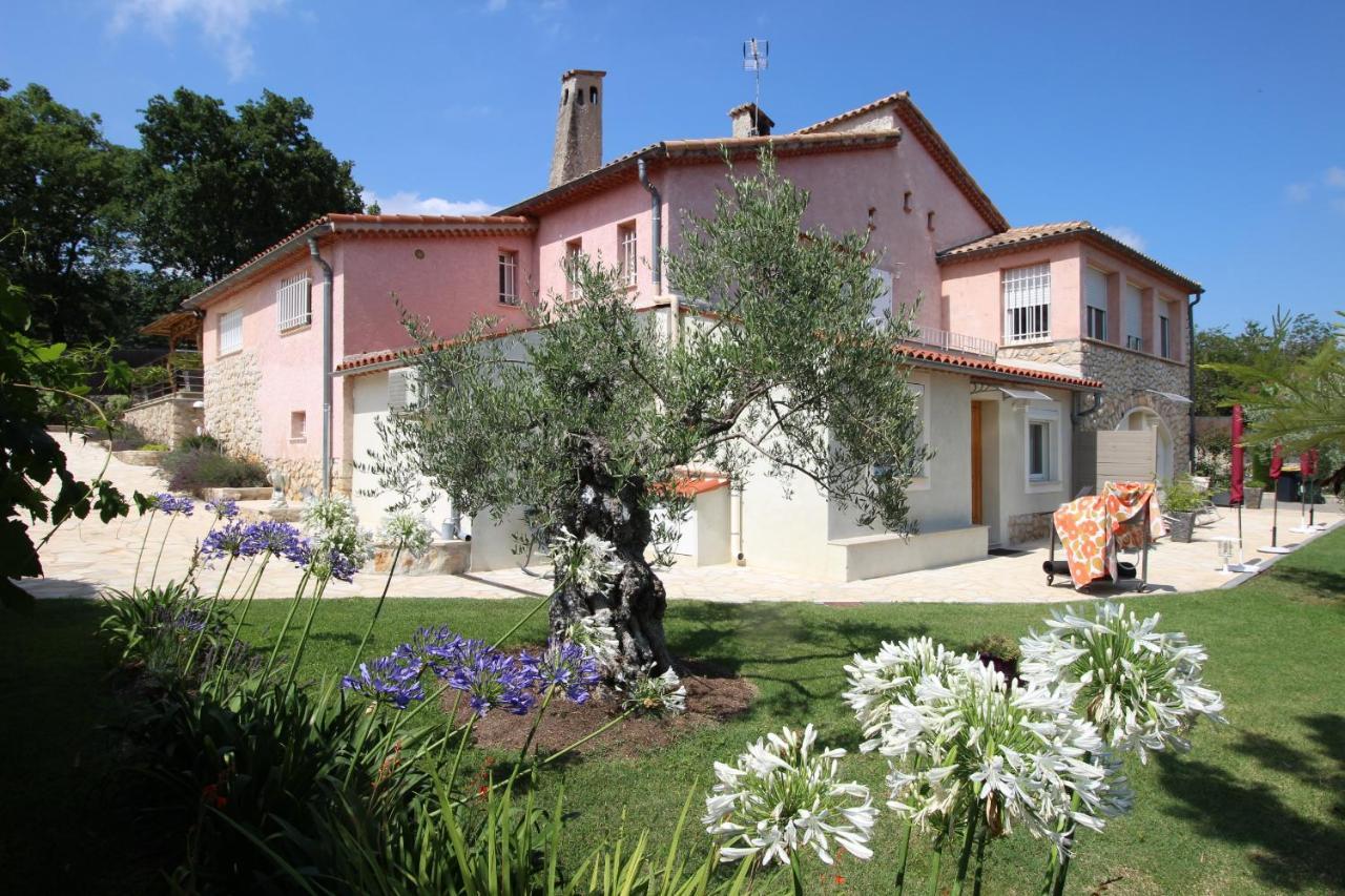Villa Jalna Chambre, Suites Et Appartement Roquefort-les-Pins Exterior photo