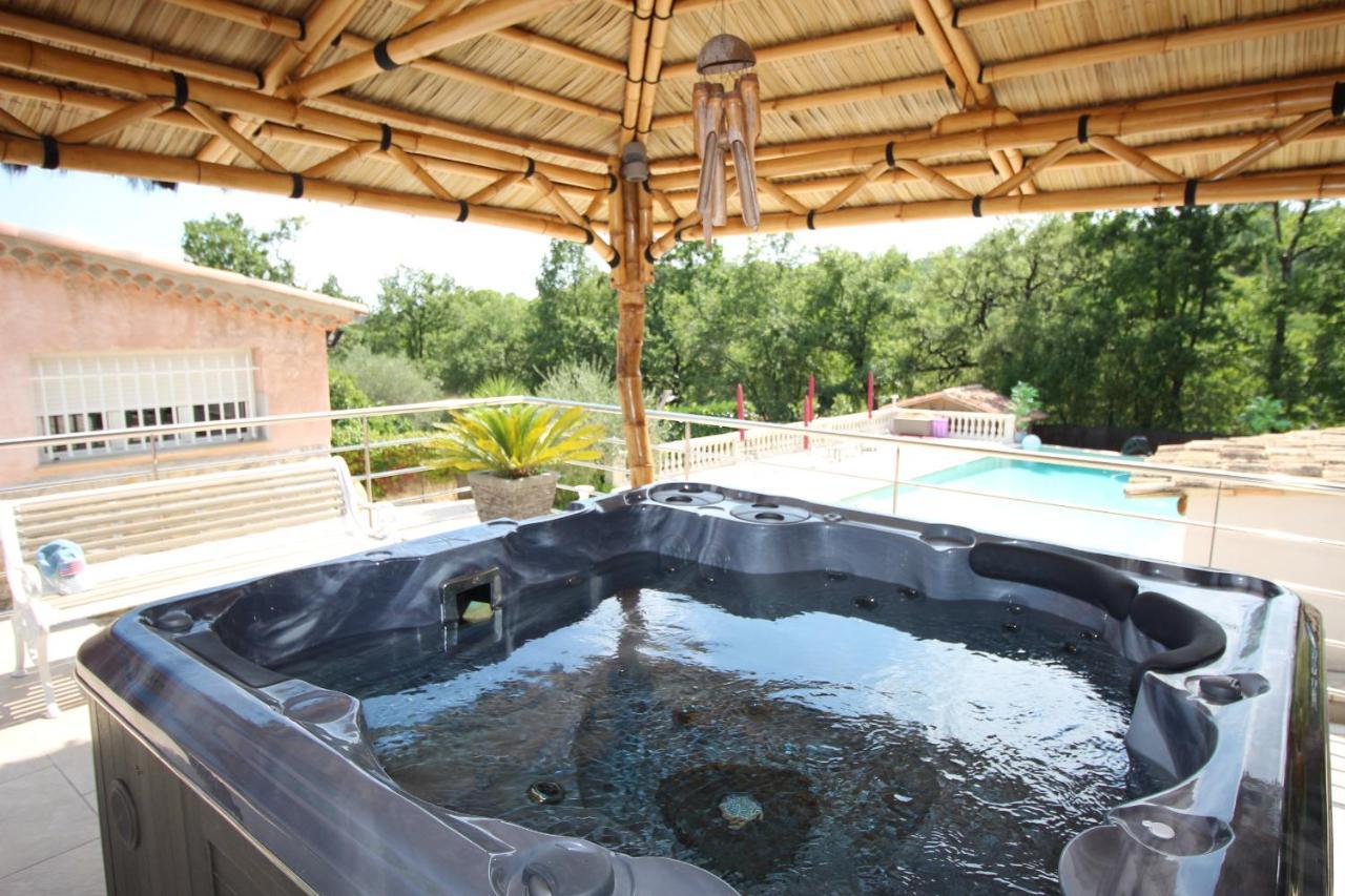 Villa Jalna Chambre, Suites Et Appartement Roquefort-les-Pins Exterior photo