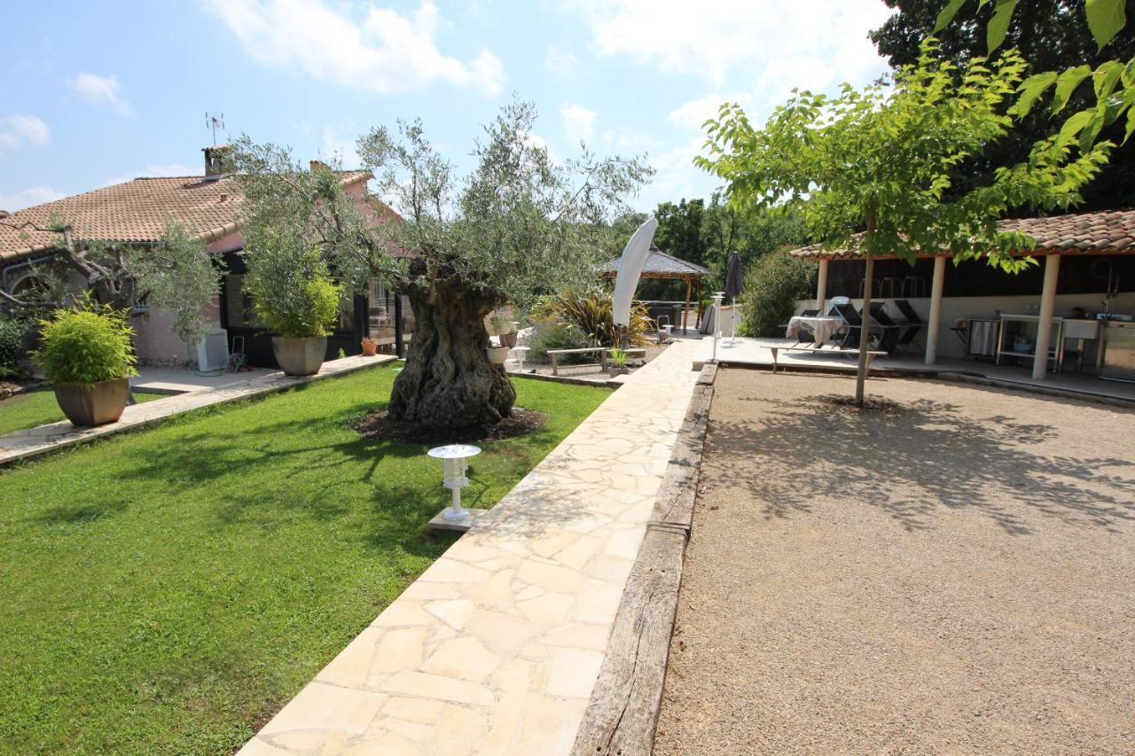 Villa Jalna Chambre, Suites Et Appartement Roquefort-les-Pins Exterior photo