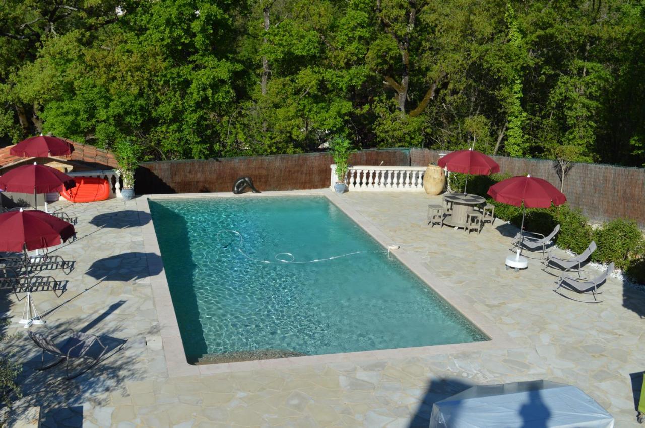 Villa Jalna Chambre, Suites Et Appartement Roquefort-les-Pins Exterior photo